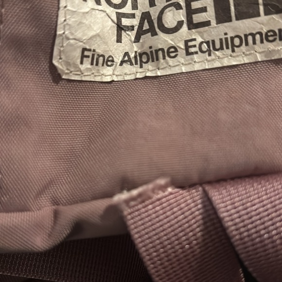 The North Face Berkeley Crossbody Bag Fawn Colored - Picture 7 of 7